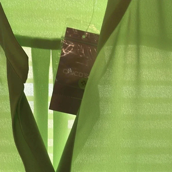 NWT CHICO’S ELEVATED STYLE JILLIAN 3/4 SLV FASH BASIC T SAP GRN SHIRT 1 MSRP $89 - Picture 4 of 10